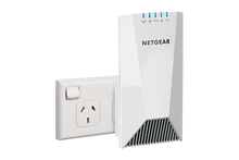 Netgear NightHawk AC2200 TriBand WiFi Range Extender